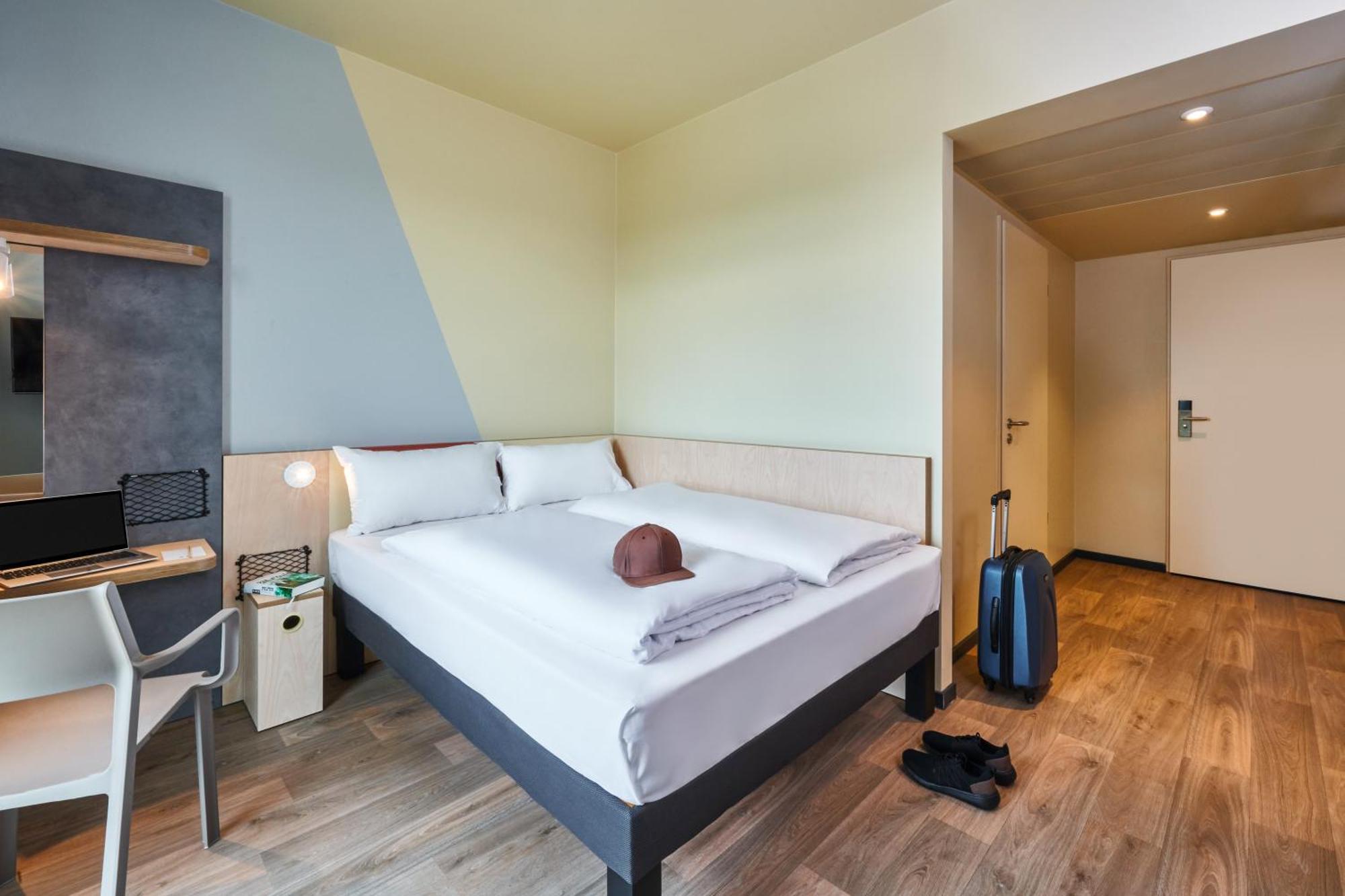 Ibis Budget Зинген Экстерьер фото