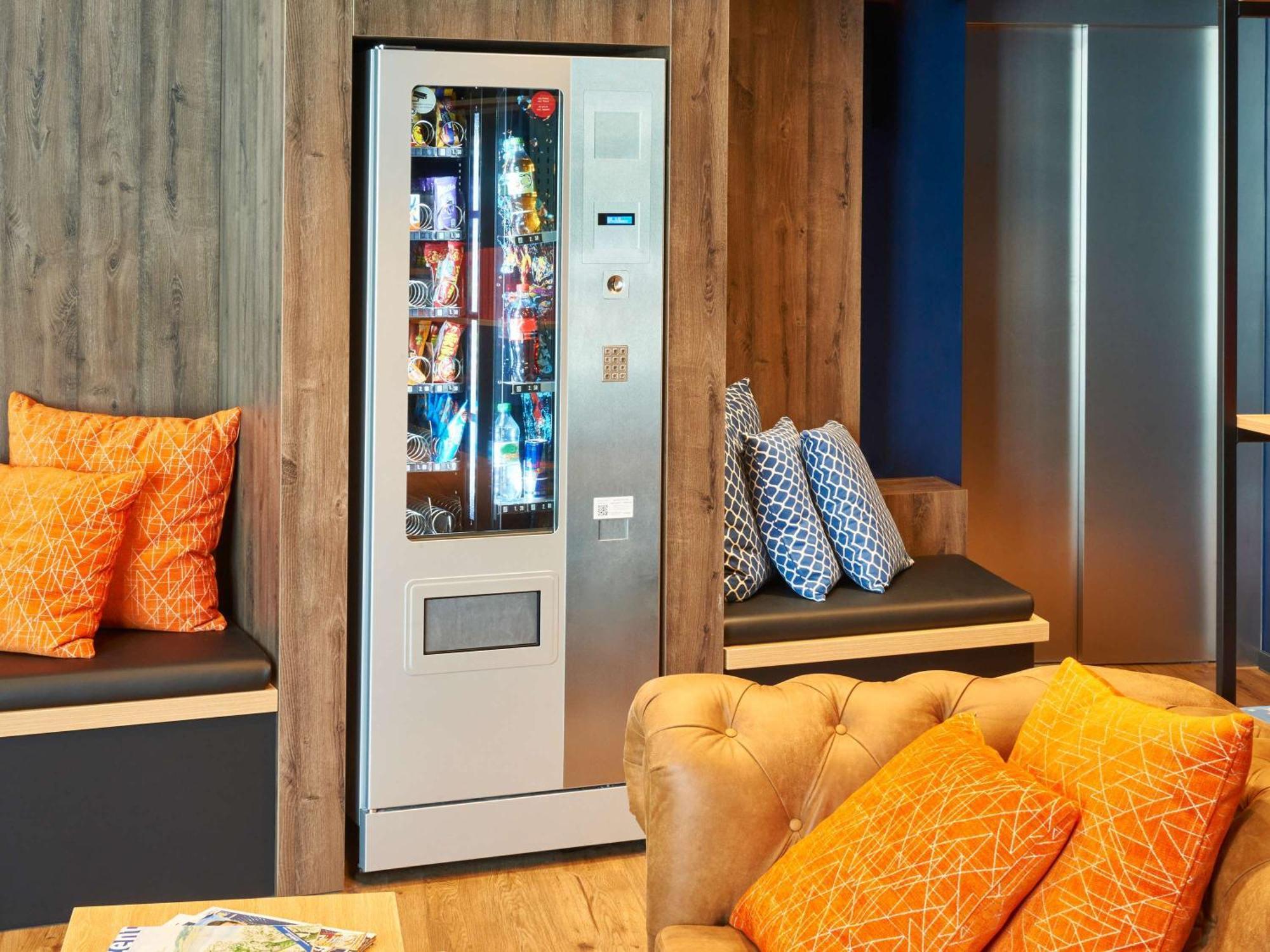 Ibis Budget Зинген Экстерьер фото